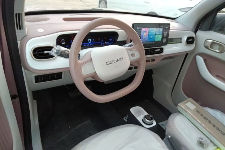 Used Geely Galaxy Panda 2025 210 km – Yuanqi Bear
