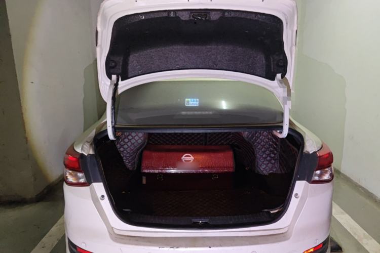 Used Nissan Lannia 2018 1.6L Manual Fashion Trendy Sound Edition Trunk