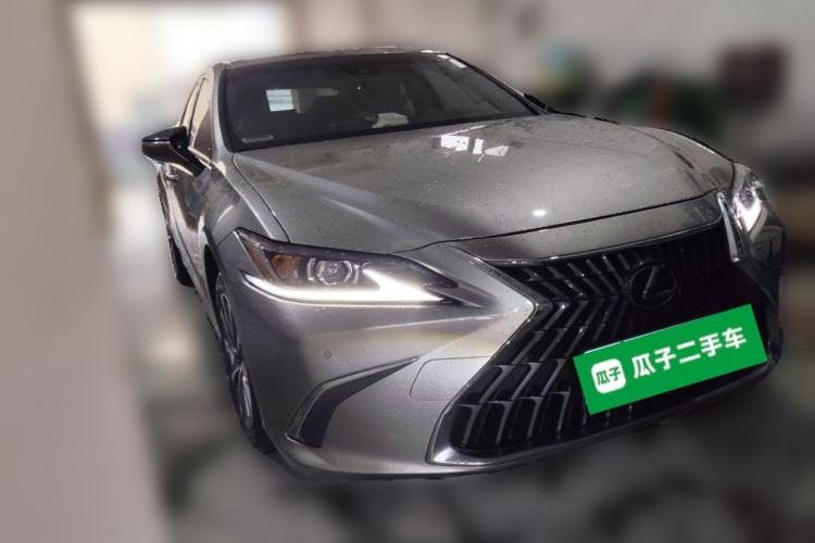 Used Lexus ES 2023 200 Excellence Edition