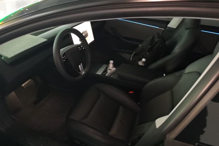 Used Tesla Model 3 2023 Rear-Wheel-Drive Version
