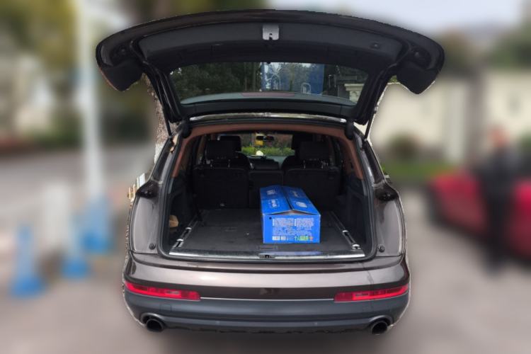 Used Audi Q7 2014 35 TFSI Ambition Edition Trunk