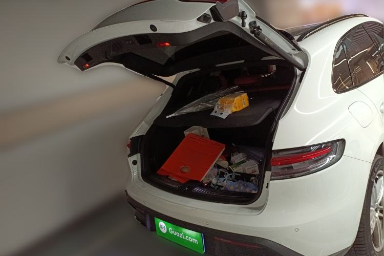 Used Porsche Macan 2023 Macan 2.0T Trunk