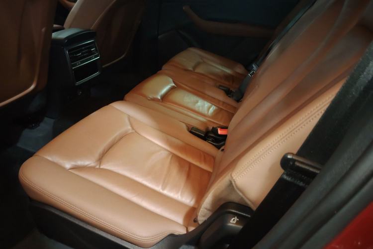 Used Audi Q7 2020 55 TFSI quattro S line sports model Left Rear Seat