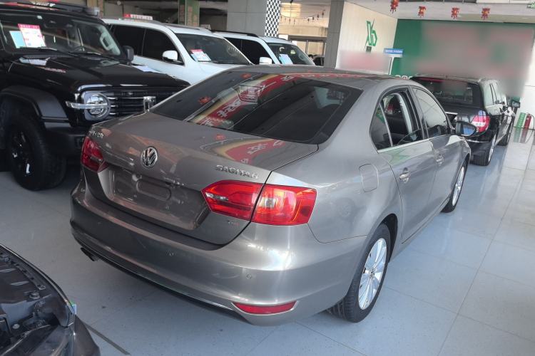 Used Volkswagen Sagitar 2014 Revised Version 1.4TSI Automatic Luxury Edition
