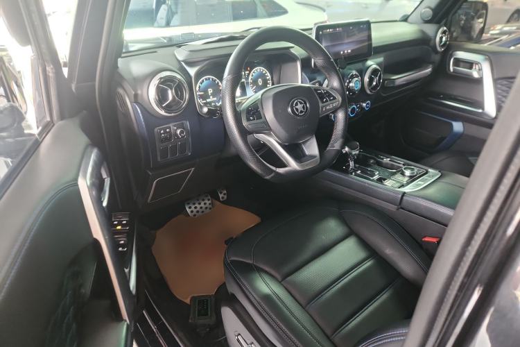 Used BAIC Off-Road BJ40 2018 PLUS 2.0T Automatic Four-Wheel Drive Urban Hunter Edition
