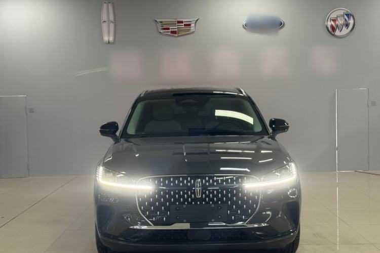 Used Lincoln Corsair 2023 2.0T Two-Wheel Drive Luxury Edition Exterior 1