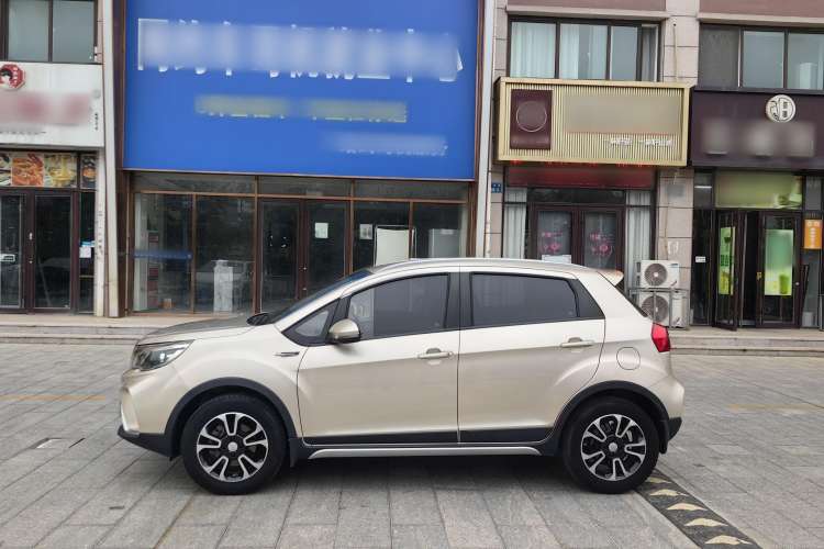 Used Geely Auto Vision X3 2017 1.5L Manual Elite Model
