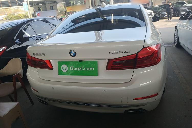 Used BMW 5 Series 2019 Facelifted 525Li Luxury Package
