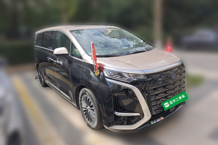 Used Denza D9 2023 DM-i 945 Business Edition
