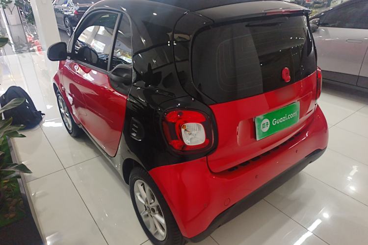 Used smart fortwo 2018 1.0L 52kW Hardtop Dynamic Version China V
