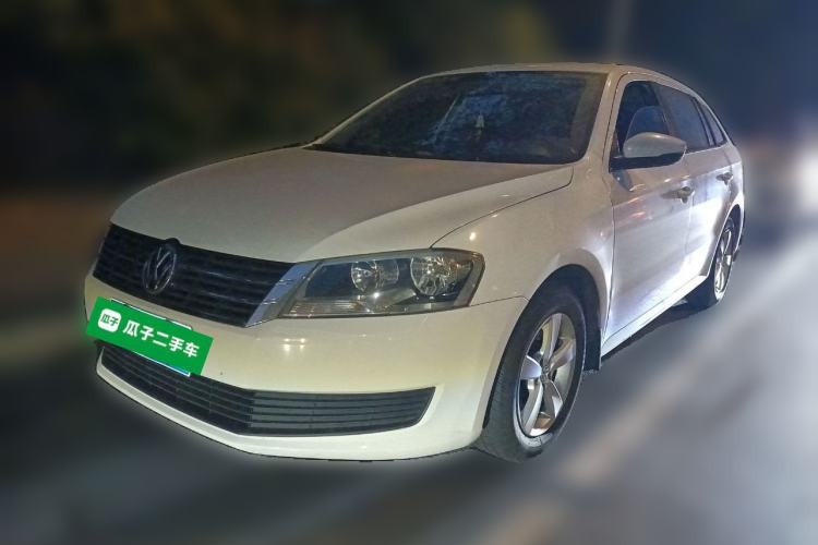 Used Volkswagen Gran Lavida 2013 1.6L Automatic Fashion Model