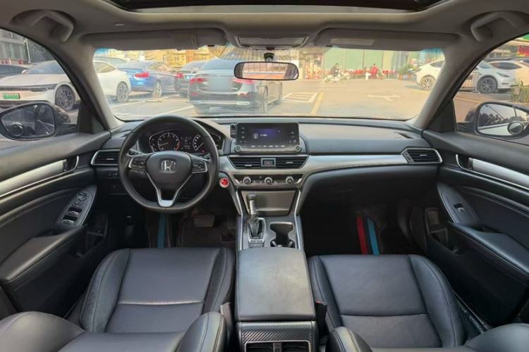 Used Honda Accord 2018 260TURBO Elite Edition China VI Interior 6