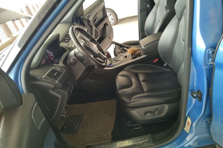 Used Land X7 2015 2.0T Panoramic Prestige Edition