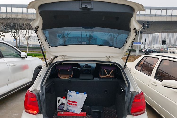 Used Volkswagen Polo 2016 1.4L Automatic Trendy Model
