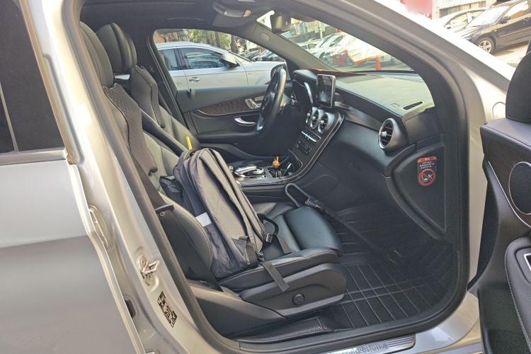 Used Mercedes-Benz GLC 2016 GLC 300 4MATIC Dynamic Model