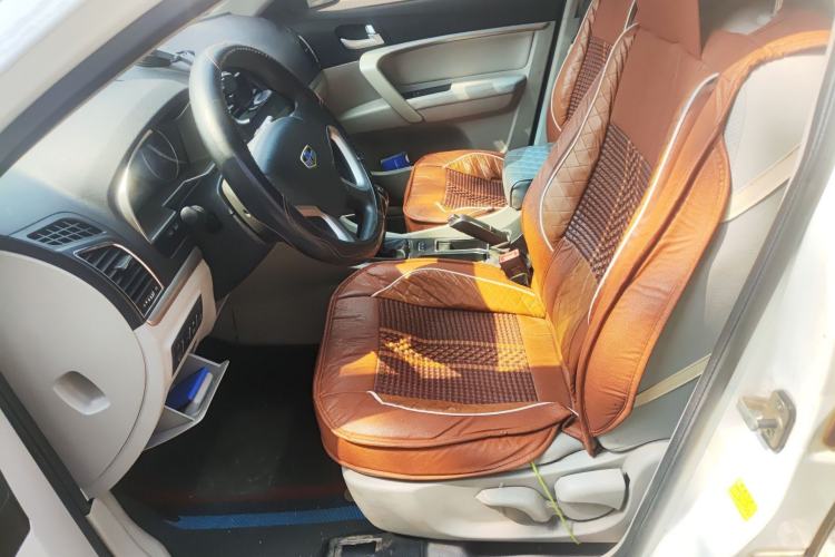 Used Geely Auto Emgrand 2014 Sedan 1.5L Manual Fashion Edition