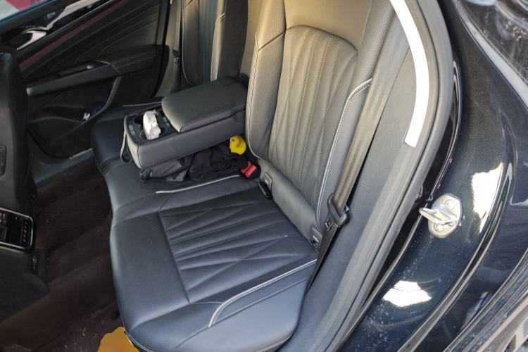 Used Volkswagen Passat 2023 Facelift 330TSI Prestige Edition Left Rear Seat