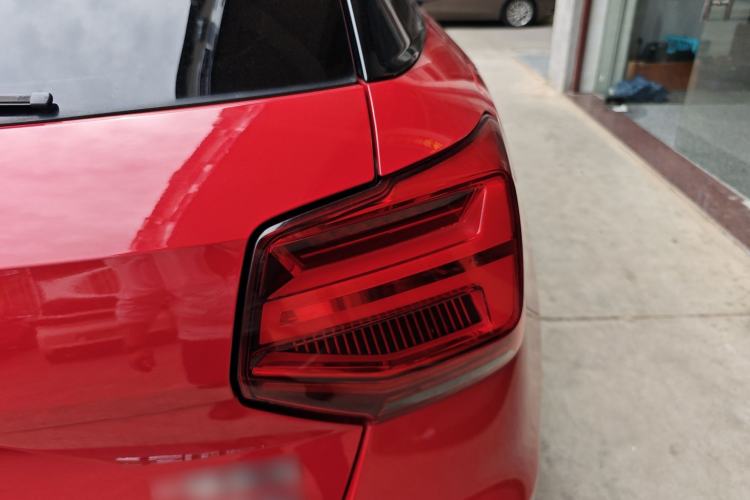Used Audi Q2L 2018 35 TFSI Fashion Dynamic Version China V Emission Standard Right Rear Taillight
