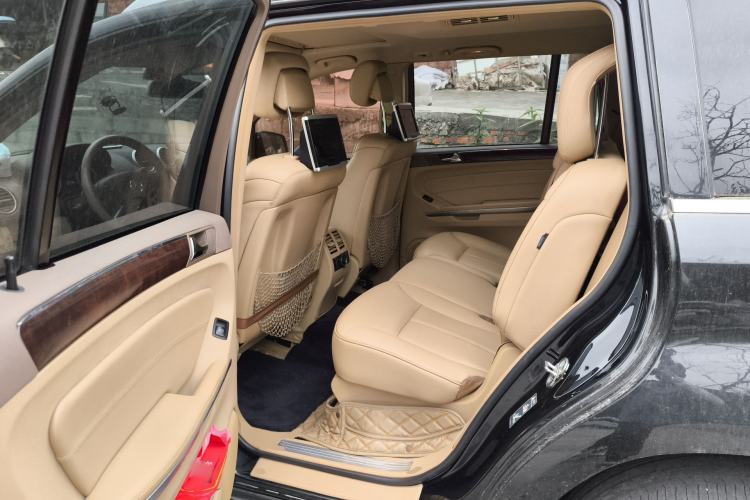 Used Mercedes-Benz GL-Class  Left Rear Seat