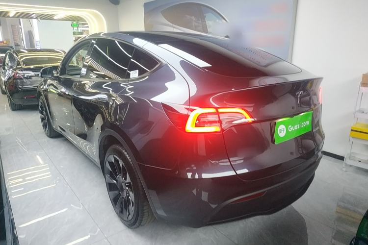 Used Tesla Model Y 2024 Long-Range All-Wheel-Drive Version
