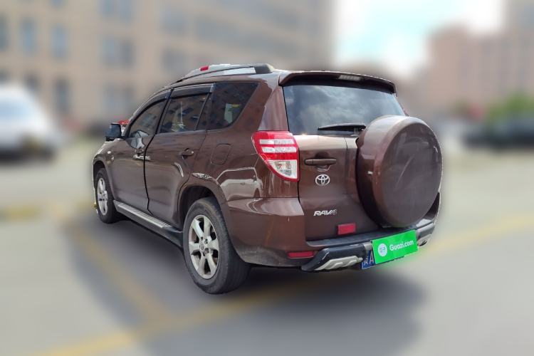 Used Toyota RAV4 2011 2.0L Manual Classic Edition