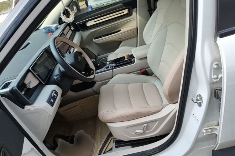 Used Geely Auto icon 2023 1.5TD Chocolate Smoothie Edition Left Front Seat