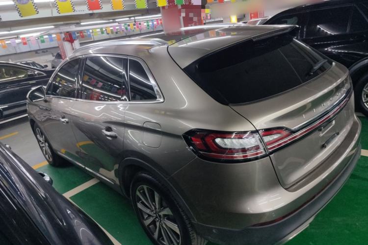 Used Lincoln Nautilus 2019 2.0T Four-Wheel Drive Zunya Edition China VI Standard
