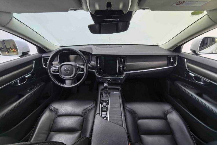 Used Volvo V90 2019 Cross Country T5 AWD Smart Range Version China V Standard
