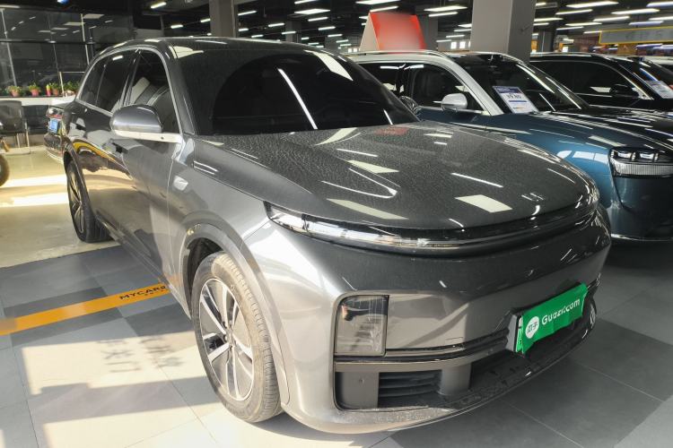 Used Li Auto L7 2024 Pro Model Front Right 45 Deg