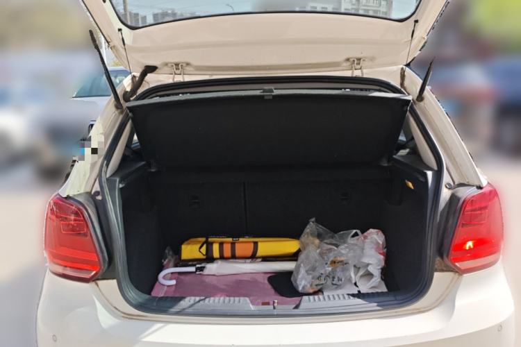 Used Volkswagen Polo 2014 1.6L Automatic Comfort Edition