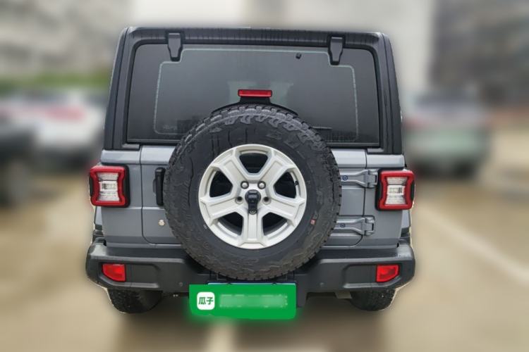 Used Jeep Wrangler 2019 2.0T Sahara Four-Door Version China VI Emission Standard