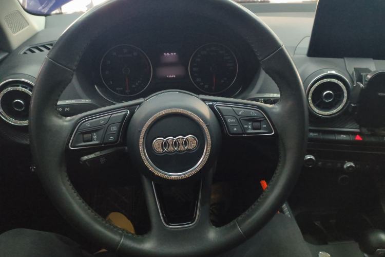 Used Audi Q2L 2021 35 TFSI Fashionable and Elegant Model
