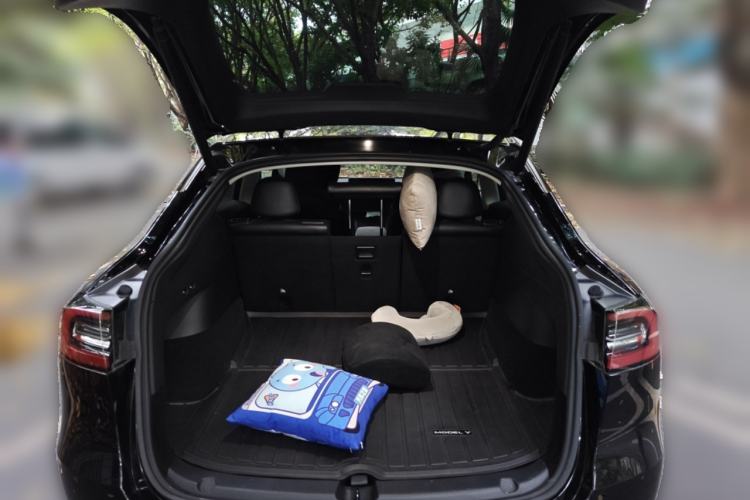 Used Tesla Model Y 2022 Rear-Wheel-Drive Version