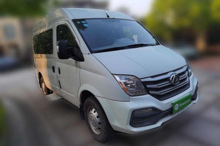 Used SAIC MAXUS Xintu V80 2018 2.5T 6-Speed Manual Aotuntong Short-Wheelbase Mid-Roof 4-Seater Front Right 45 Deg