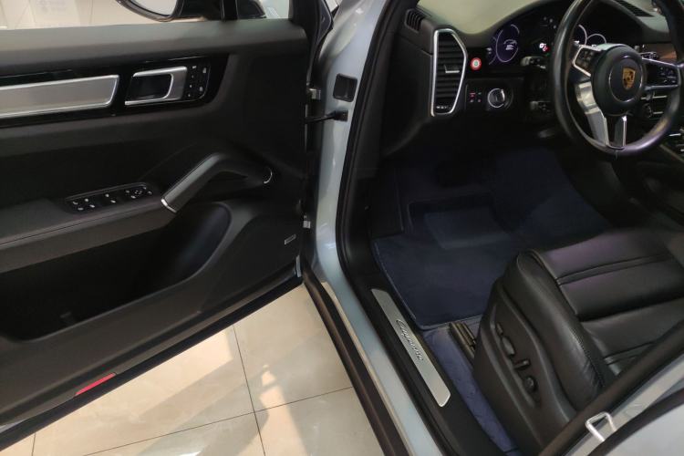 Used Porsche Cayenne E-Hybrid 2021 Cayenne E-Hybrid 2.0T
