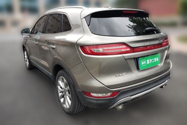 Used Lincoln MKC 2017 2.0T Two-Wheel-Drive Luxury Edition
