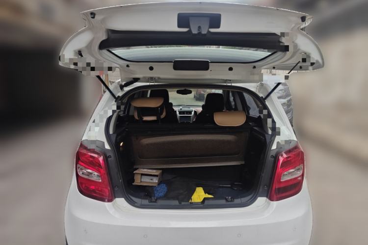 Used Chevrolet Aveo Sonic 2014 Hatchback 1.6 SX AT Fashion Edition