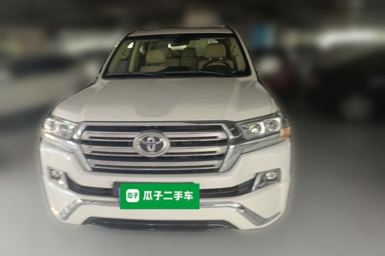 Used Toyota Land Cruiser 
