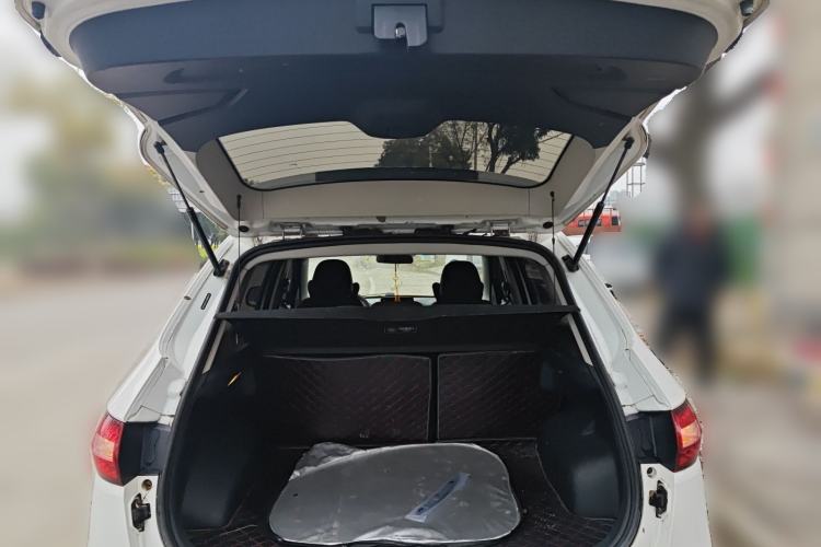 Used FAW Senya R7 2017 Smart Connected Version 1.6L Automatic Enjoyment Model Trunk