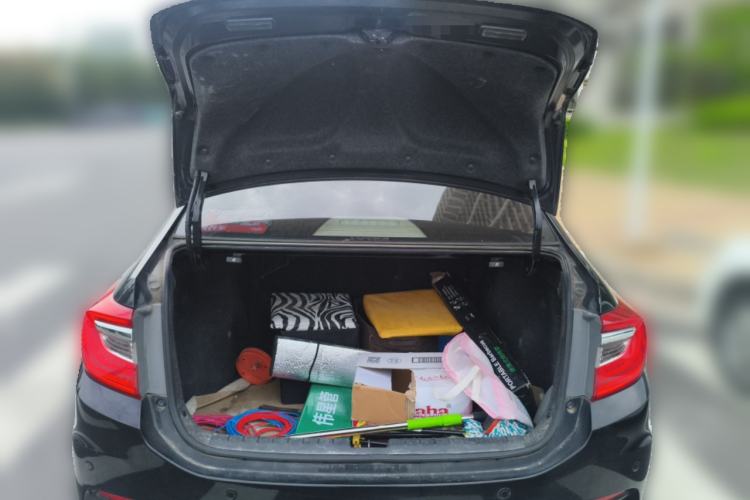 Used Honda Crider 2013 1.8L automatic luxury edition Trunk