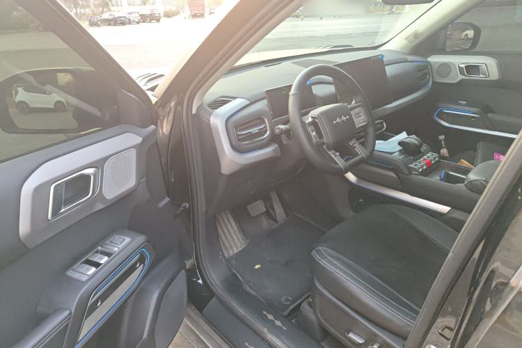 Used Formula Leopard Titanium 3 2025 501 km All-Wheel Drive Intelligent Driving Max Edition