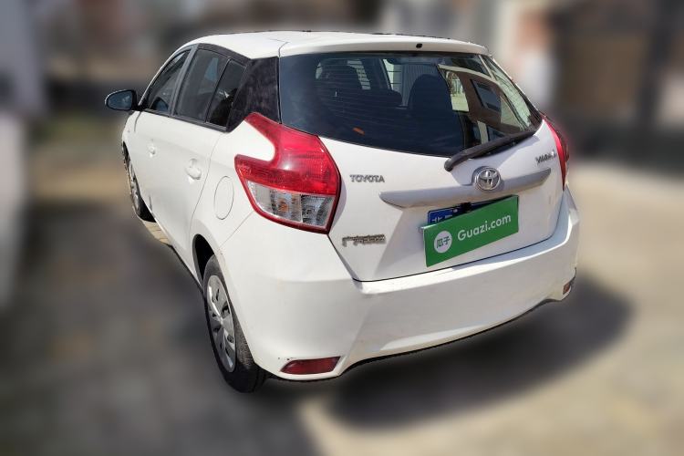 Used Toyota YARiS L Zhi Xuan 2015 1.5E Automatic Charm Edition