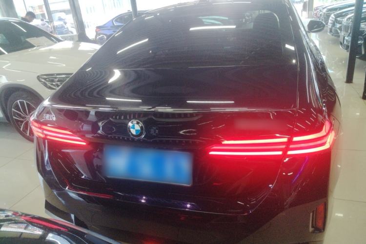 Used BMW 5 Series 2025 530Li Leading Model M Sport Package
