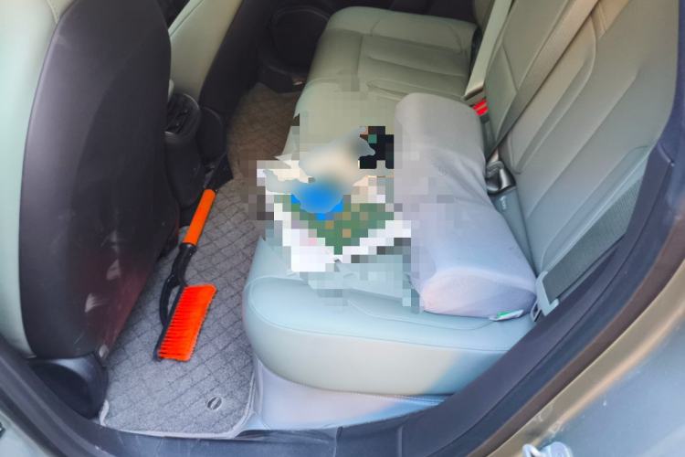 Used Nio ET5T 2023 75 kWh Touring Left Rear Seat