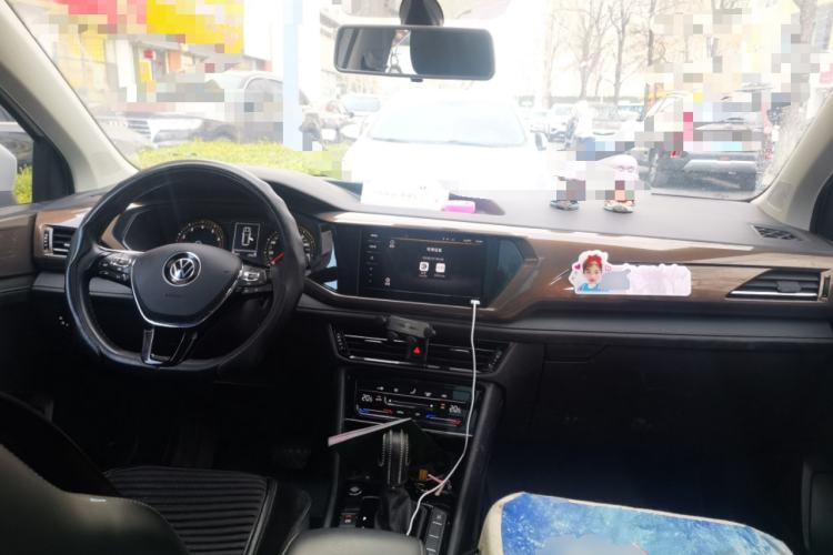 Used Volkswagen Tharu 2021 280TSI Two-Wheel Drive Comfort Edition Center Console