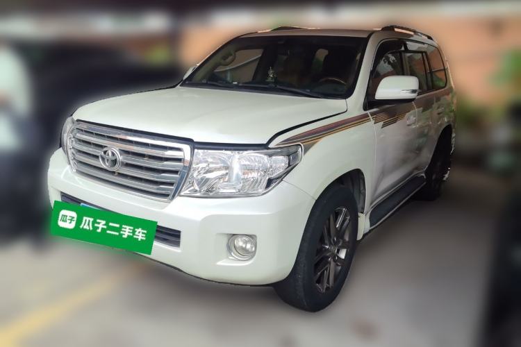 Used Toyota Land Cruiser 2015 Toyota Cruiser 4.0 gasoline, automatic transmission, 5 seats