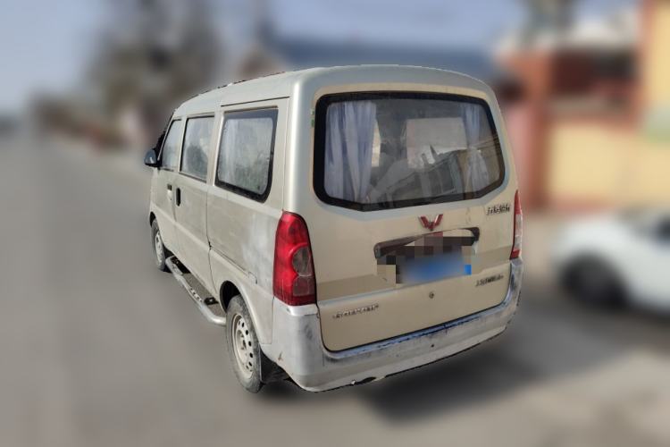 Used Wuling Rongguang 2011 1.2L Base Version
