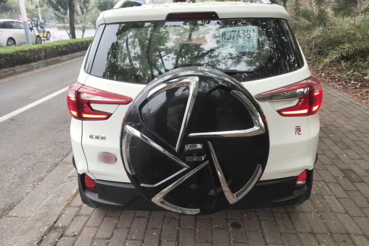 Used BYD Yuan 2016 1.5L Manual Luxury Version
