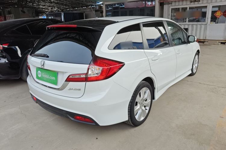 Used Honda Jade 2016 1.8L Automatic Comfort Elite Version 5 Seats