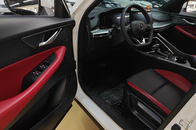 Used CHANGAN CS35PLUS 2022 Blue Whale NE 1.4T DCT Luxury Model
